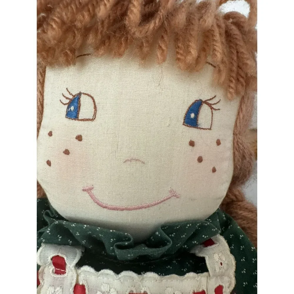 Vintage House‎ Of Hatten Soft Cloth Girl Doll Braids Green Dress Heart Apron 80s
